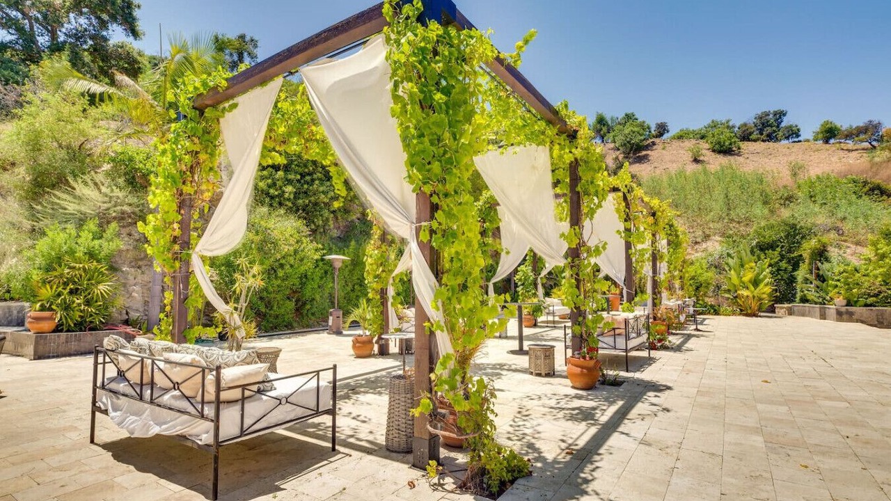 Photo of Patio Balcony in Sherman Oaks