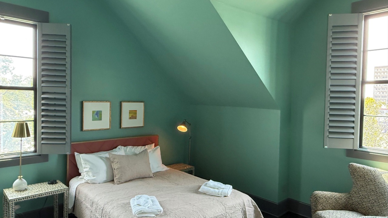 Photo of Bedroom in Biloxi