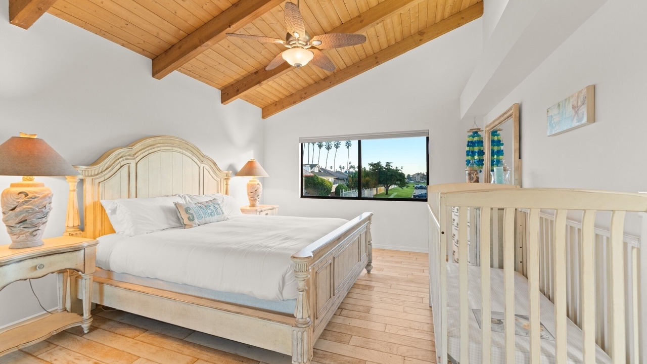 Photo of Bedroom in Pierpont Bay