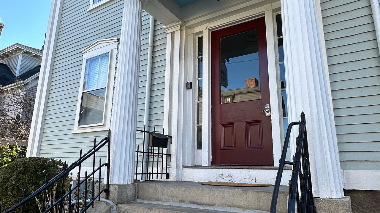 Photo of Bedroom in Historic Hill