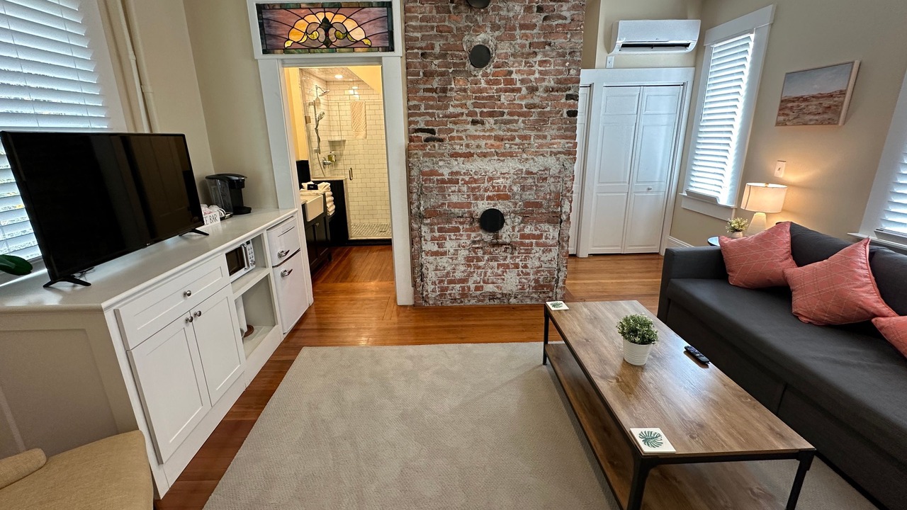 Photo of Bedroom in Historic Hill