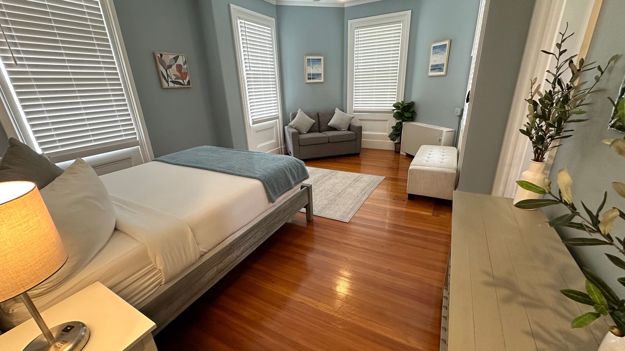 Photo of Bedroom in Historic Hill