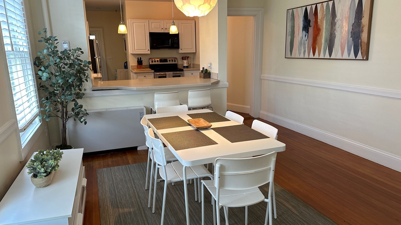 Photo of Bedroom in Historic Hill