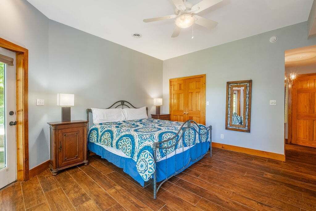 Photo of Bedroom in Mountainside