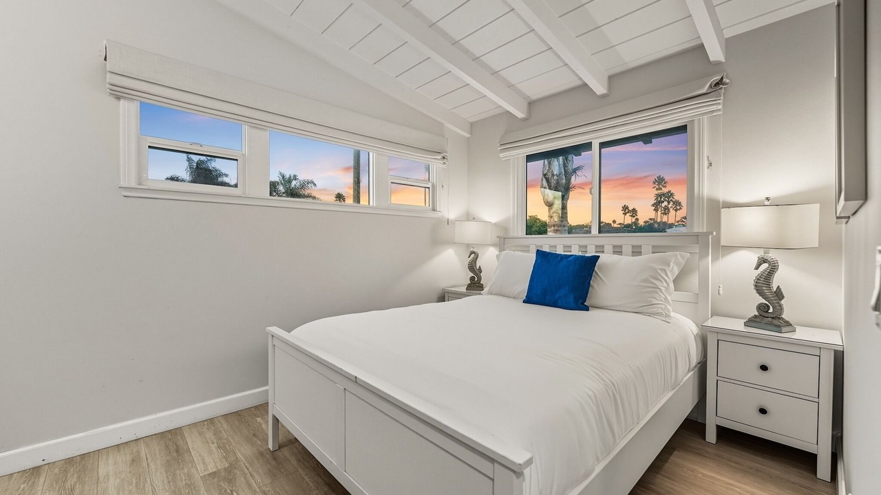Photo of Bedroom in Pierpont Bay