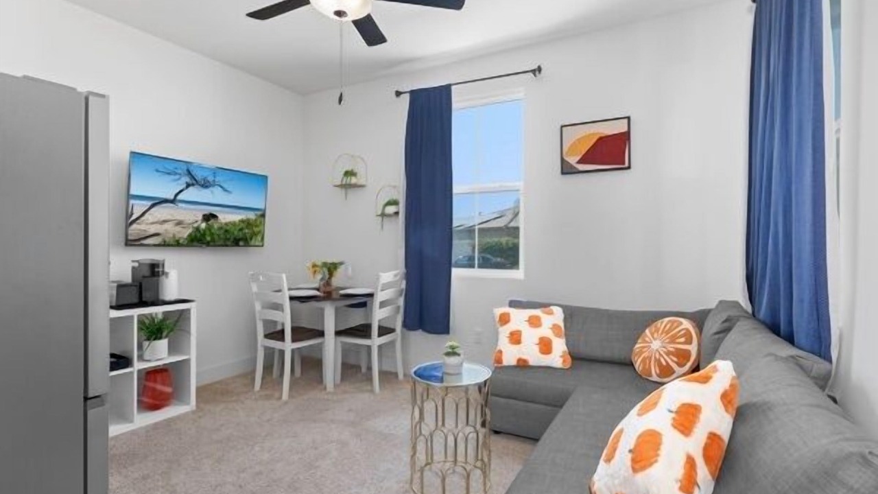 Photo of Livingroom in Rosedale