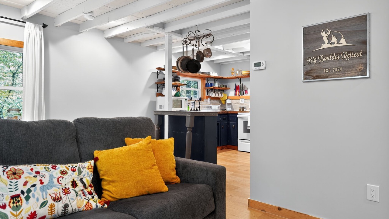 Photo of Livingroom in Crellin