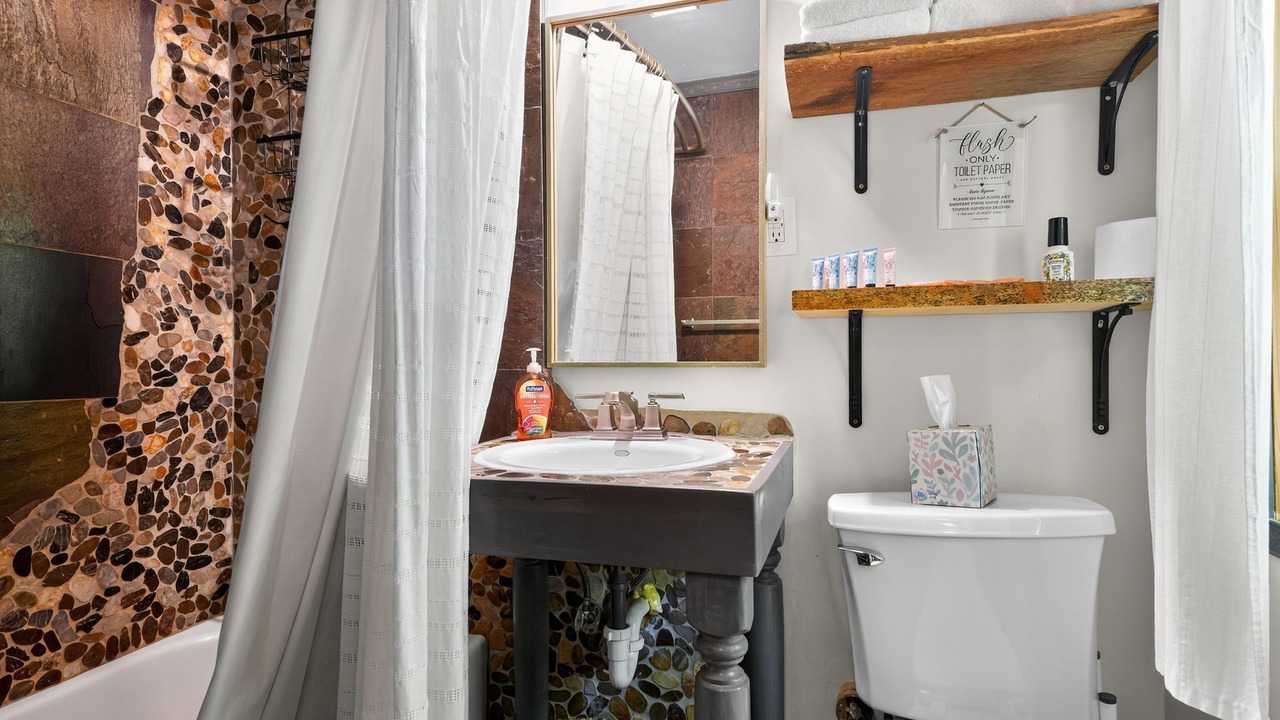 Photo of Bathroom in Crellin