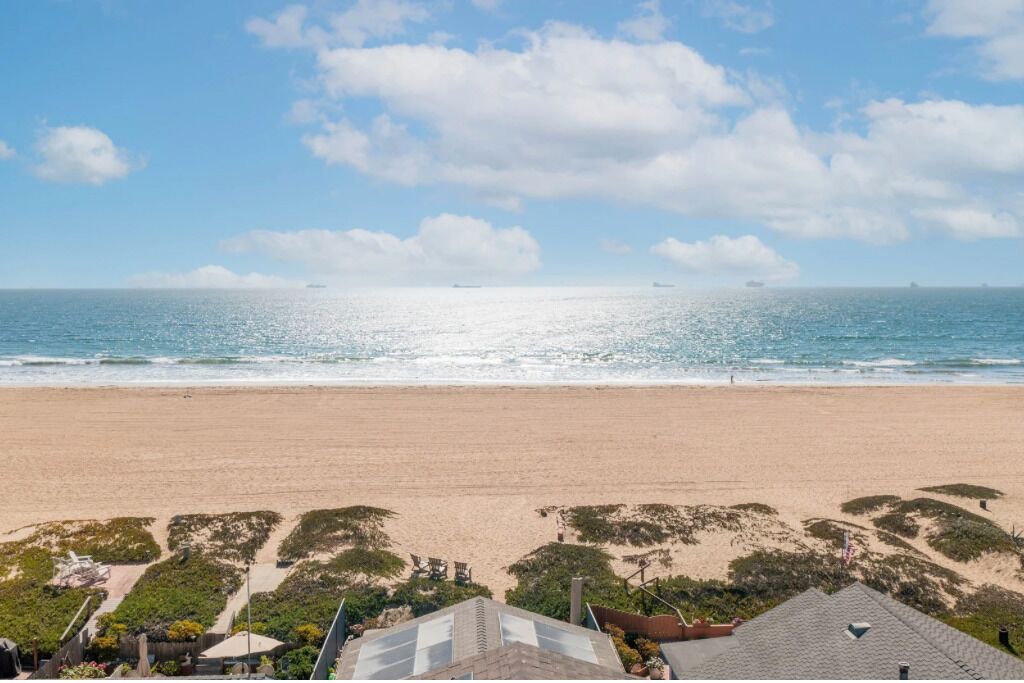 Photo of Patio Balcony in Sunset Beach