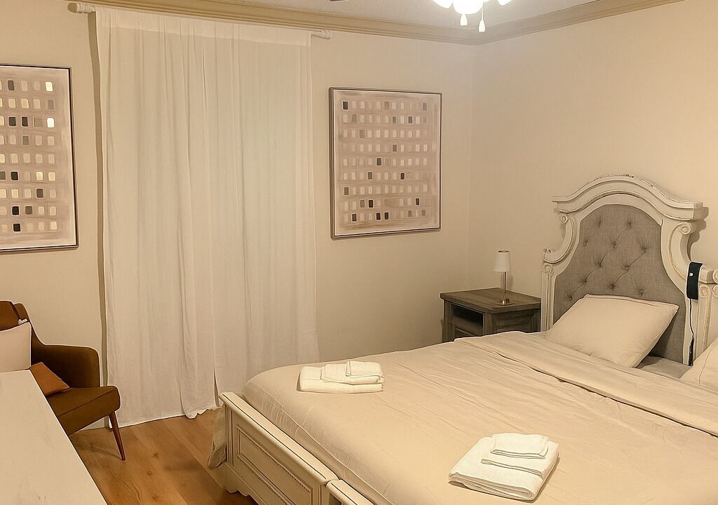 Photo of Bedroom in Crown Point