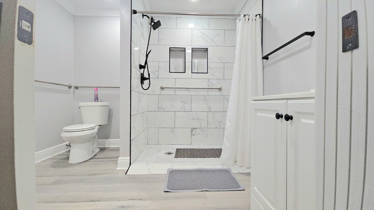Photo of Bathroom in Crown Point