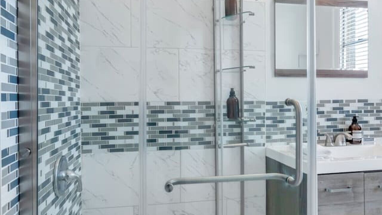 Photo of Bathroom in Tulane - Gravier