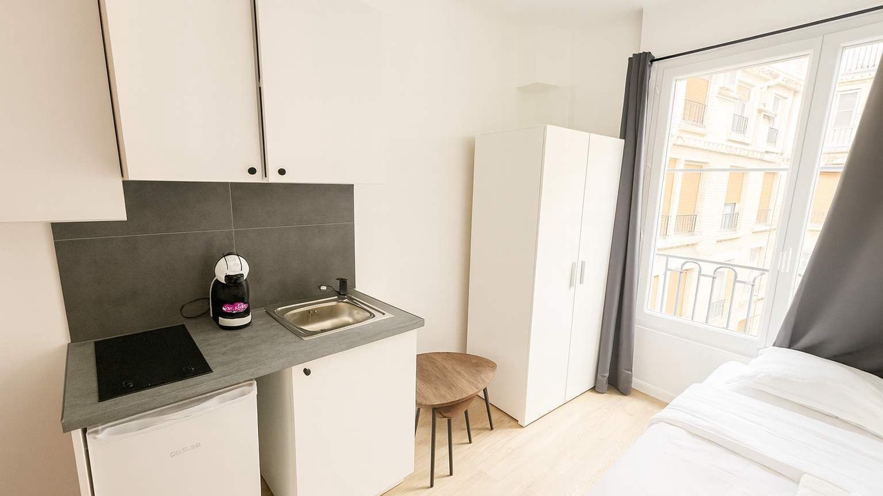 Photo of Bedroom in Saint-Lambert