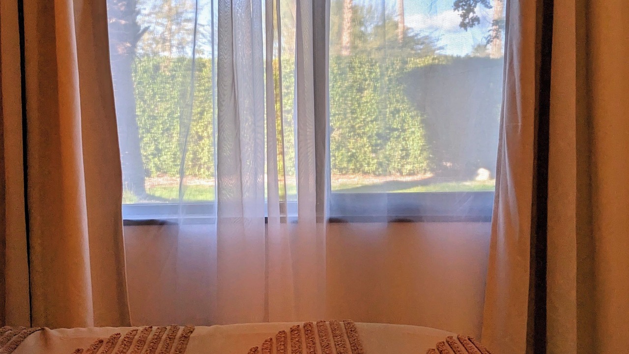 Photo of Bedroom in Racquet Club West