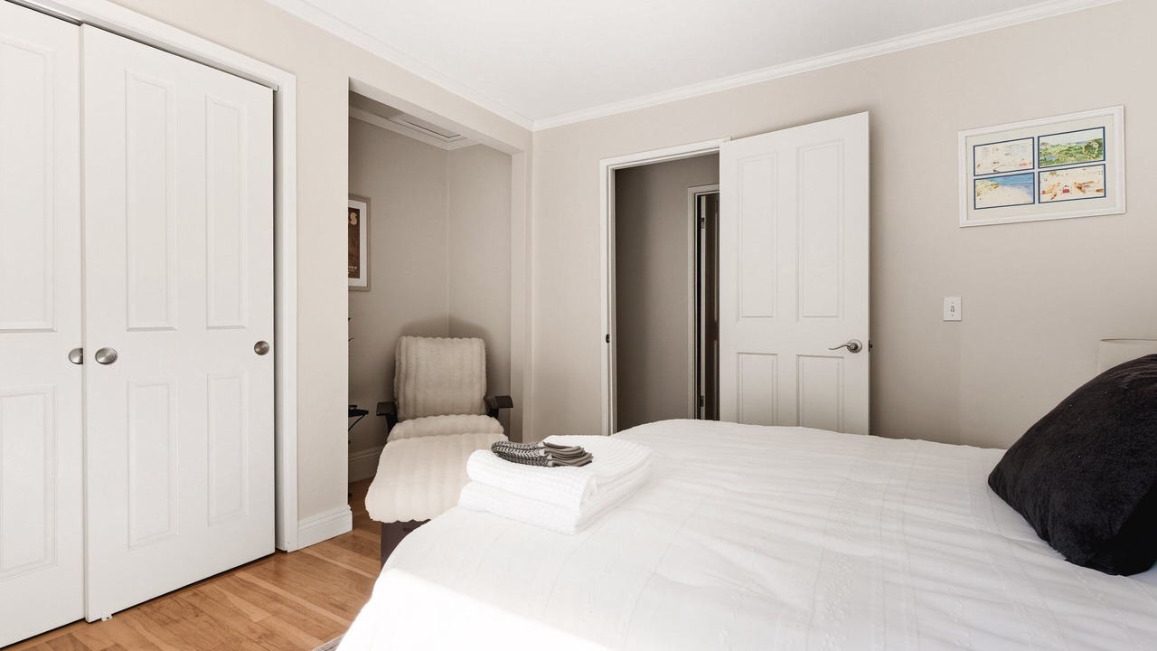 Photo of Bedroom in East Mesa