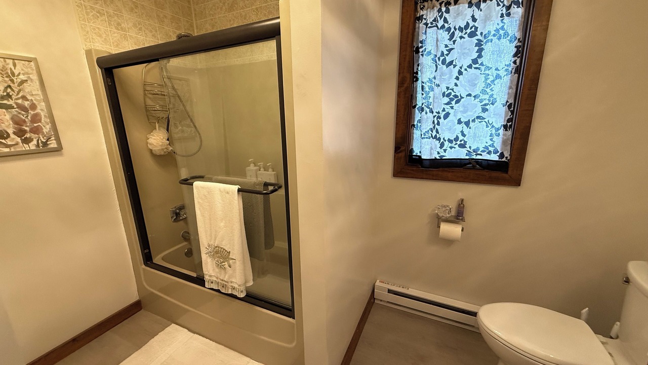 Photo of Bathroom in Clear Lake
