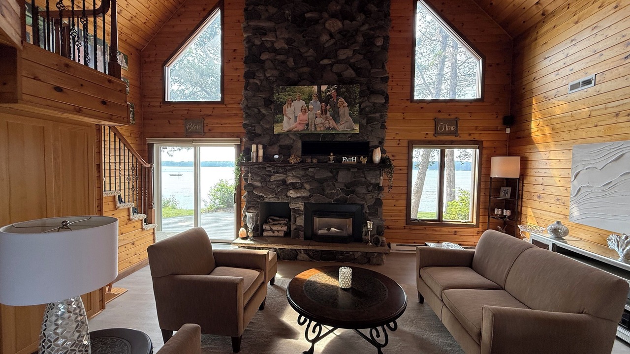 Photo of Livingroom in Clear Lake