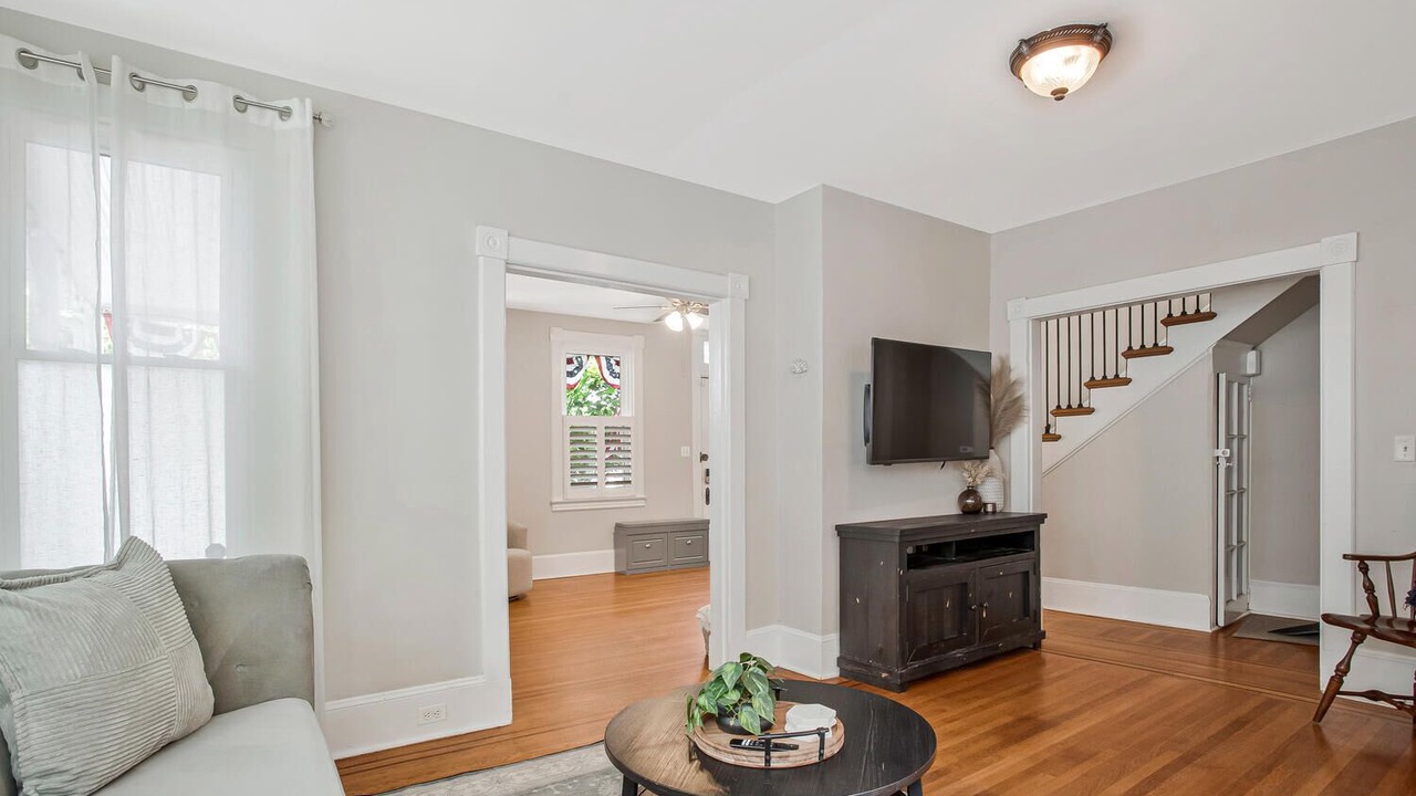 Photo of Livingroom in Homewood