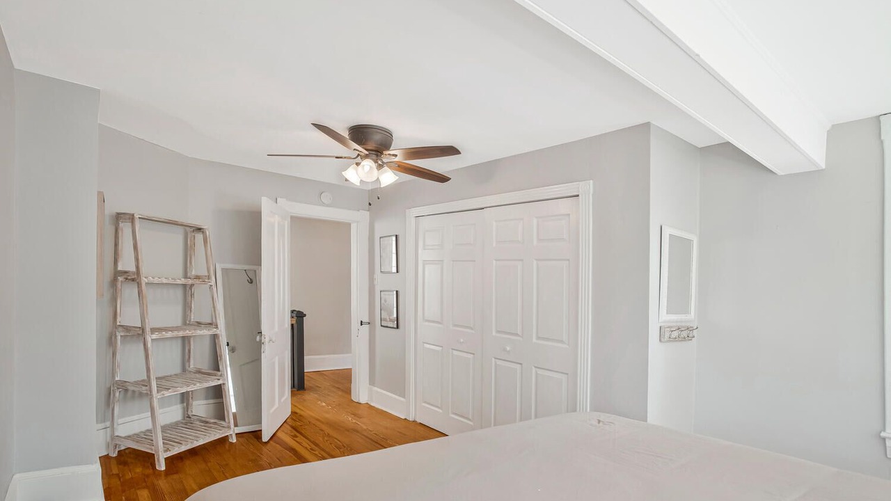 Photo of Bedroom in Homewood