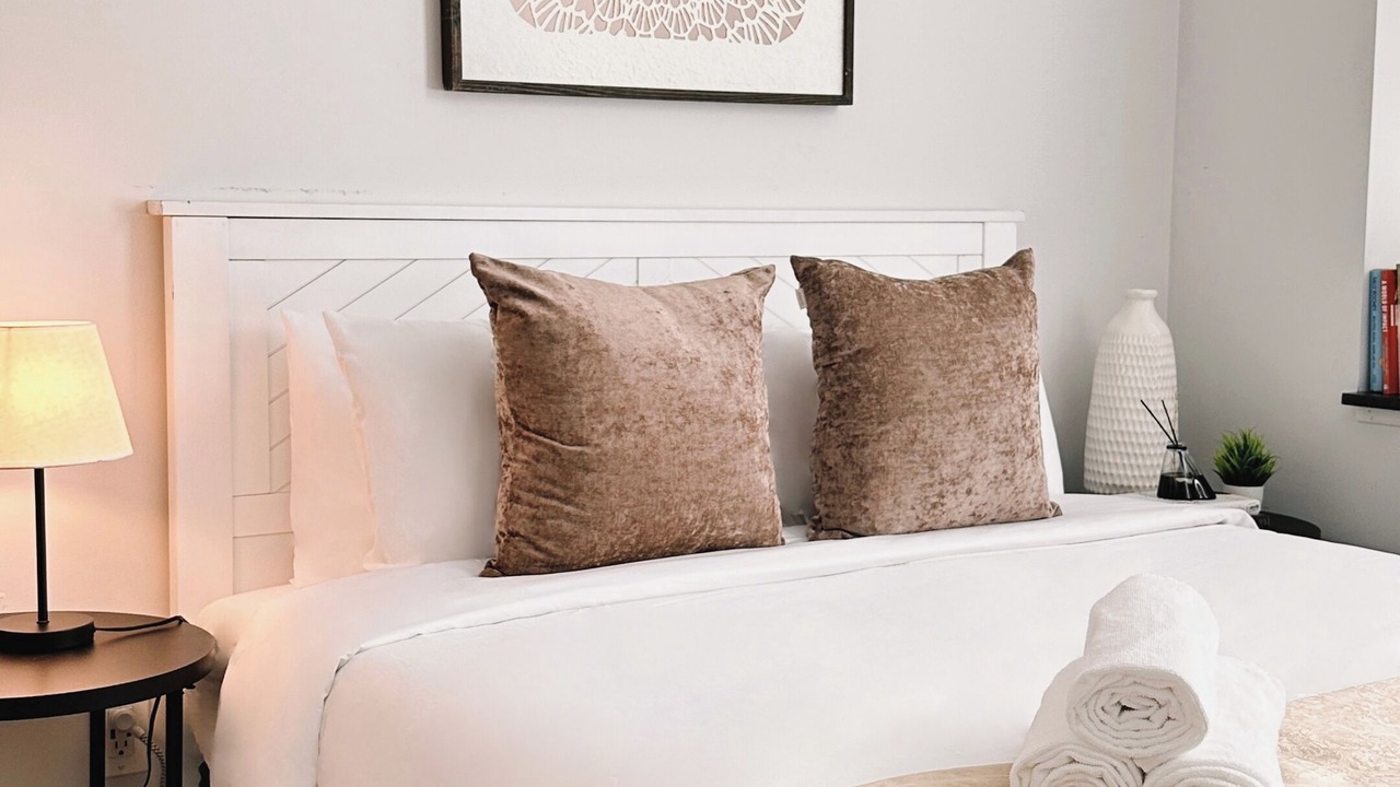Photo of Bedroom in Downtown