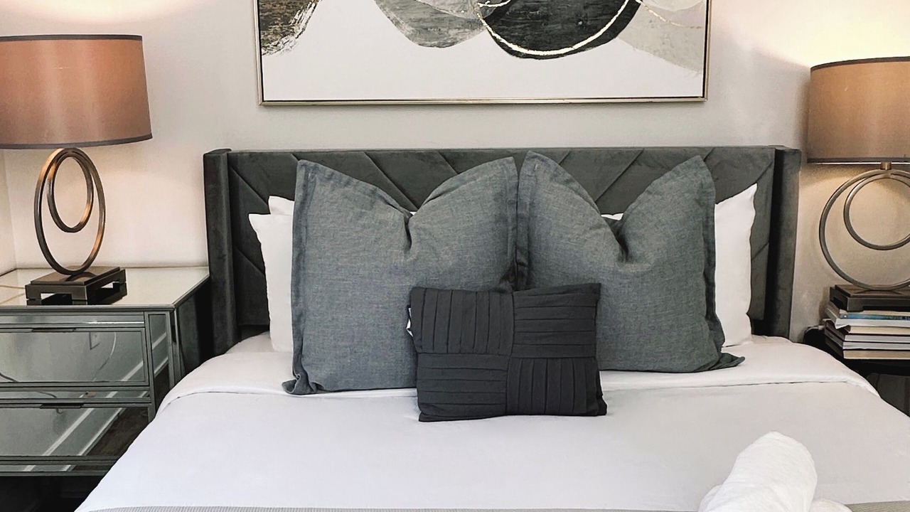 Photo of Bedroom in Downtown