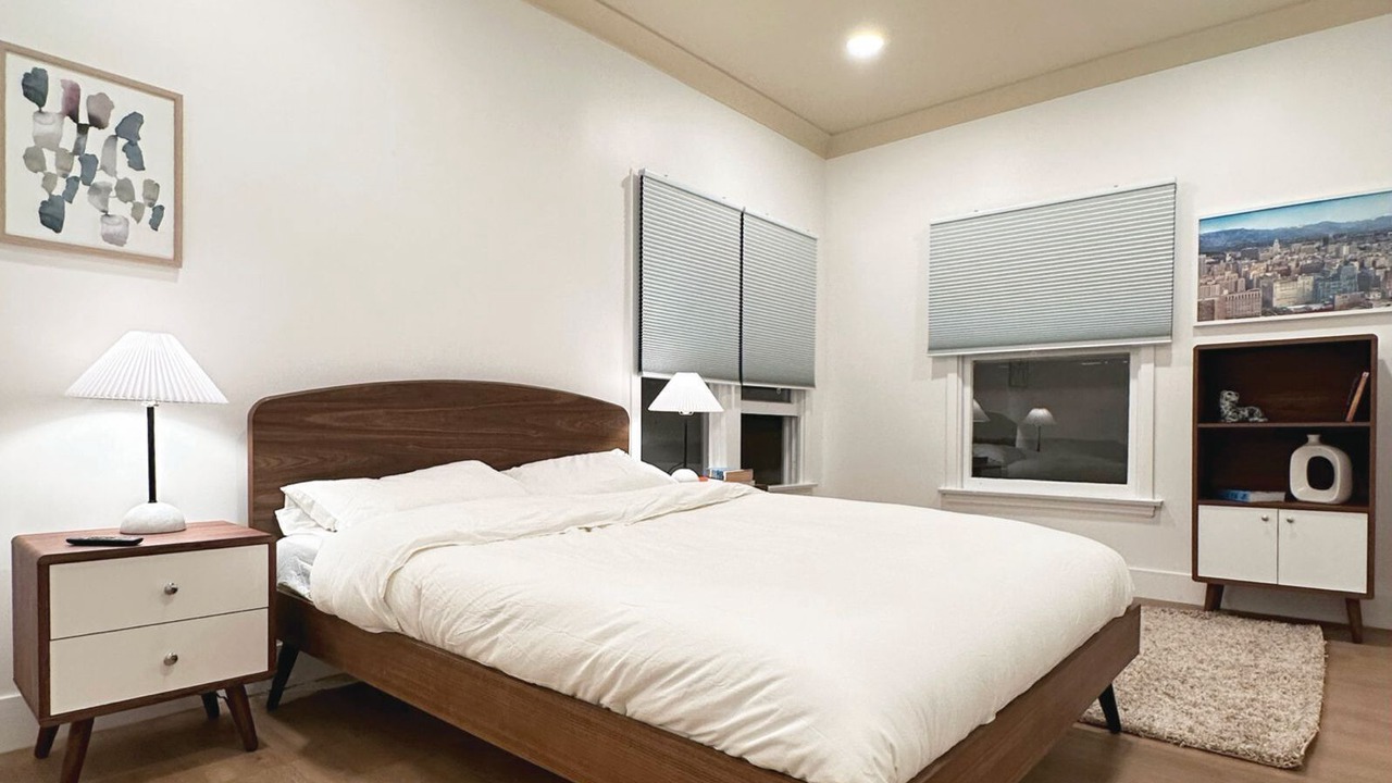 Photo of Bedroom in Miracle Mile