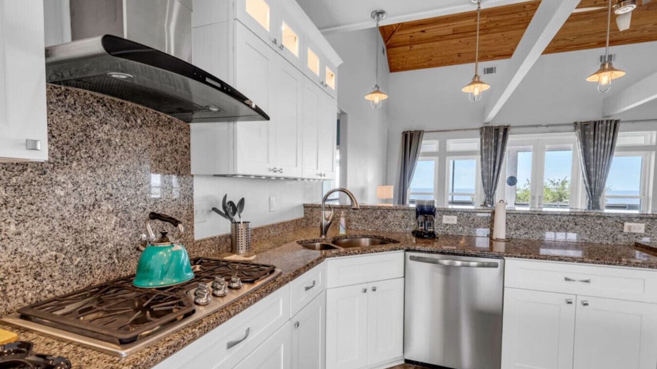 Photo of Kitchen in Ocean Springs