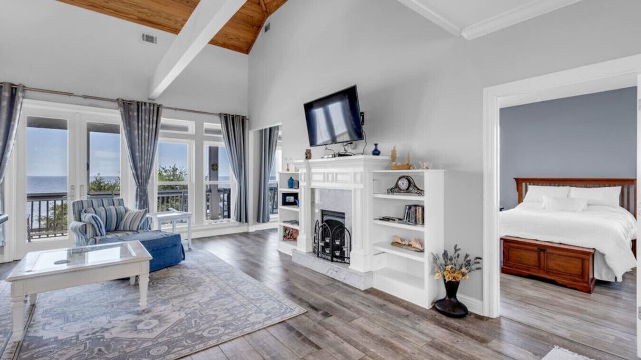 Photo of Bedroom in Ocean Springs