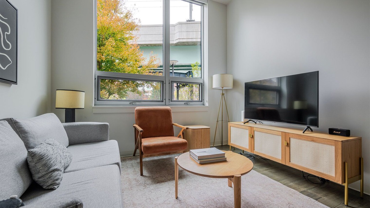 Photo of Livingroom in East Cambridge