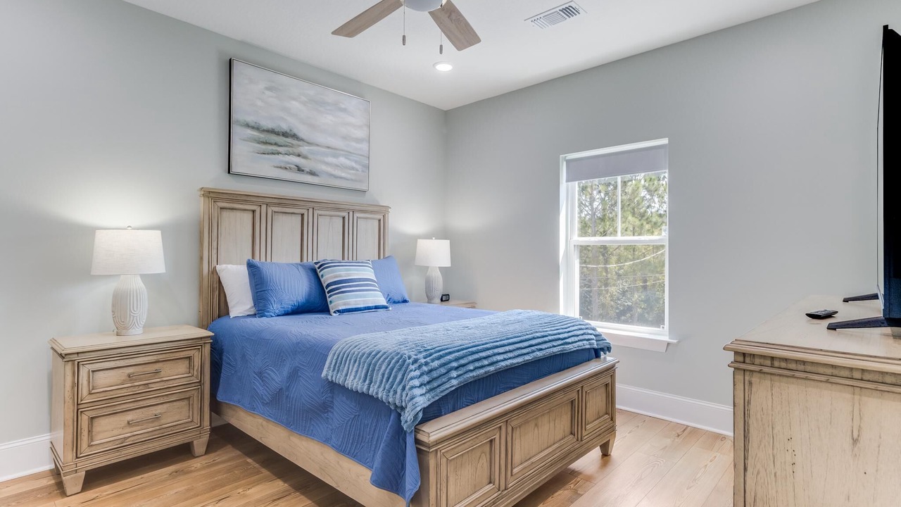 Photo of Bedroom in Henderson Point