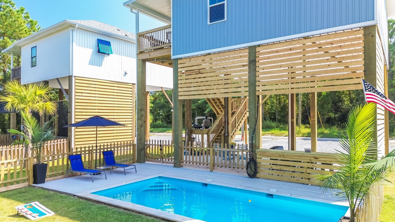 Photo of Outdoor in Henderson Point