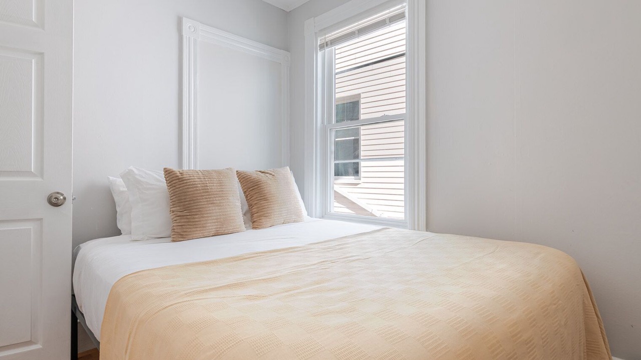 Photo of Bedroom in Neighborhood Nine
