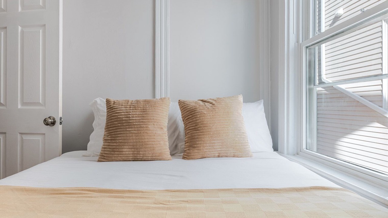 Photo of Bedroom in Neighborhood Nine
