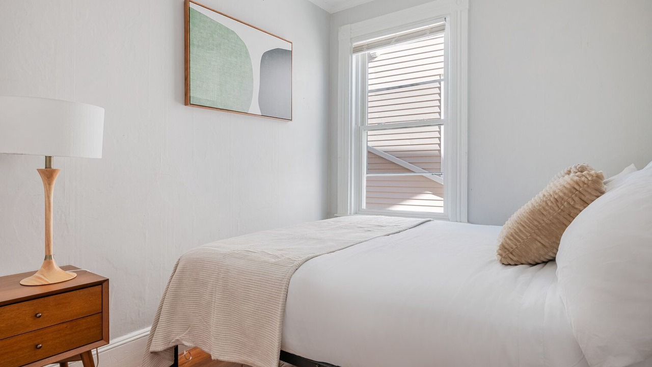 Photo of Bedroom in Neighborhood Nine