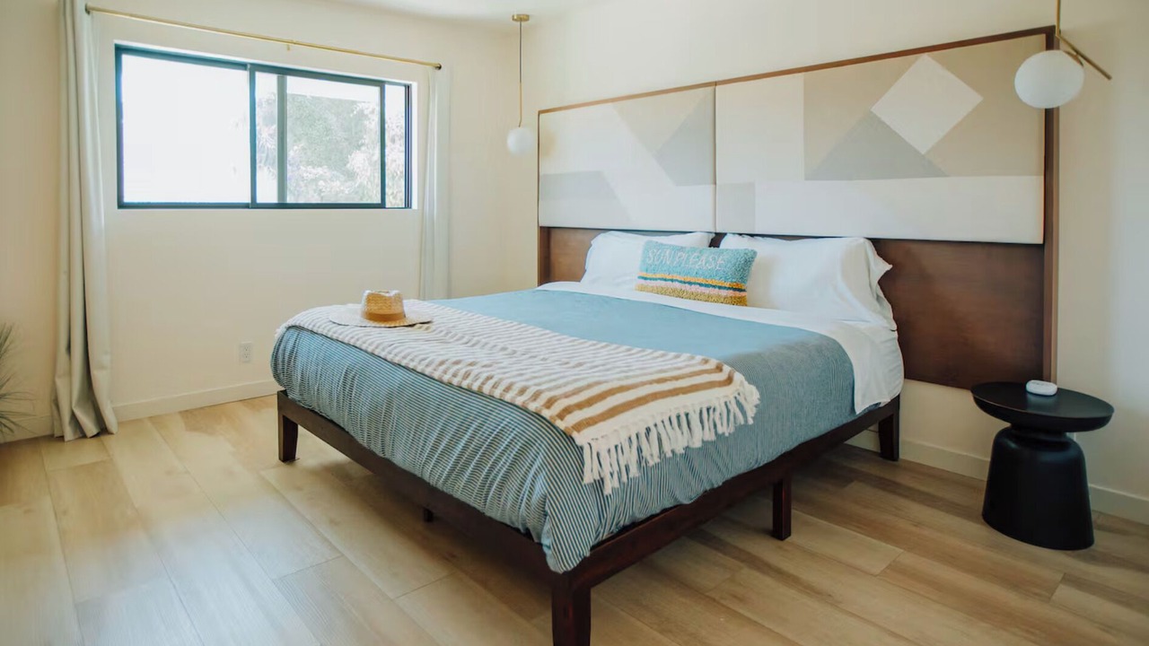 Photo of Bedroom in Oxnard Shores