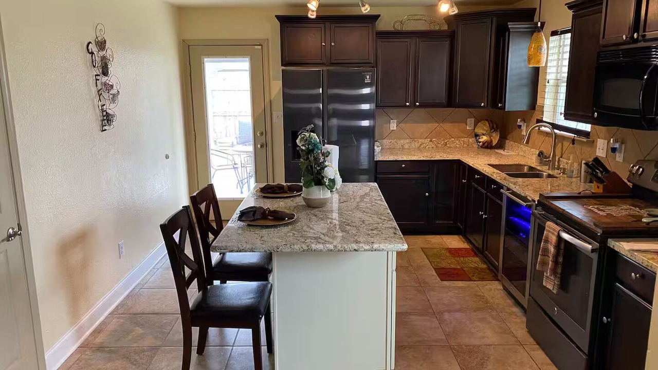 Photo of Kitchen in Gonzales