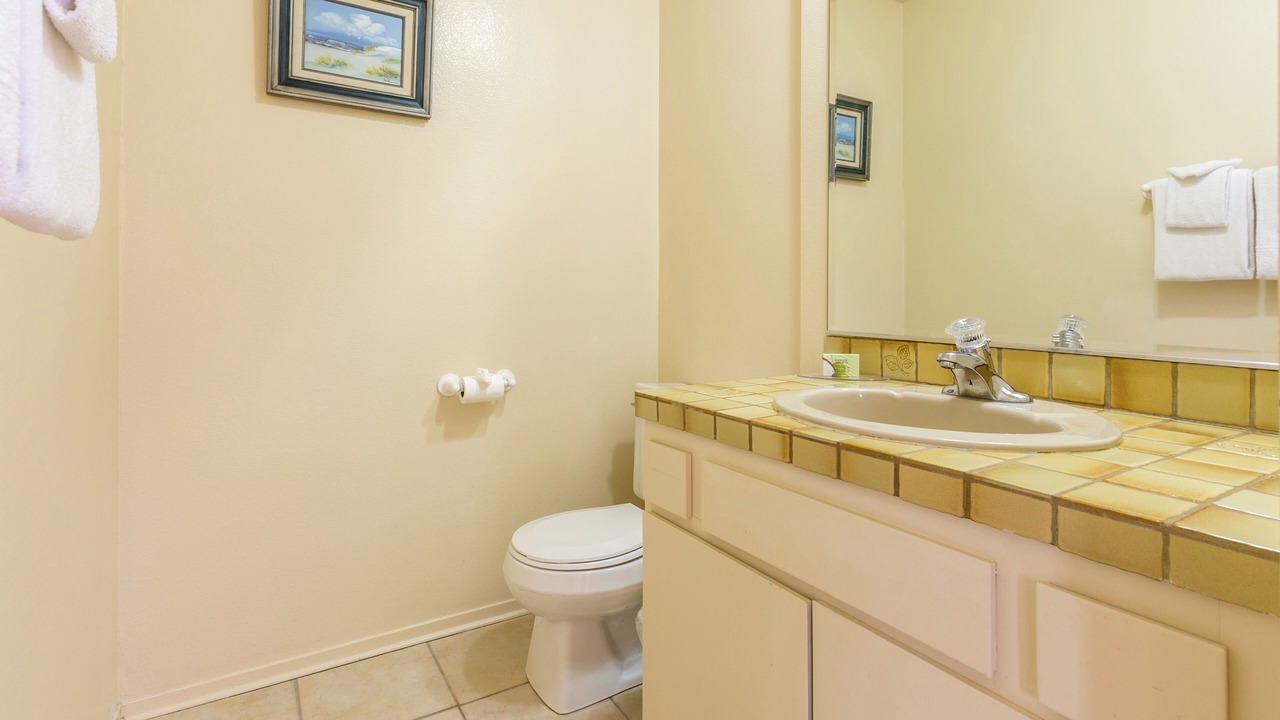 Photo of Bathroom in Oxnard Shores