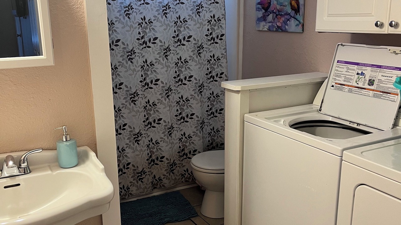 Photo of Bathroom in Shoreline Park