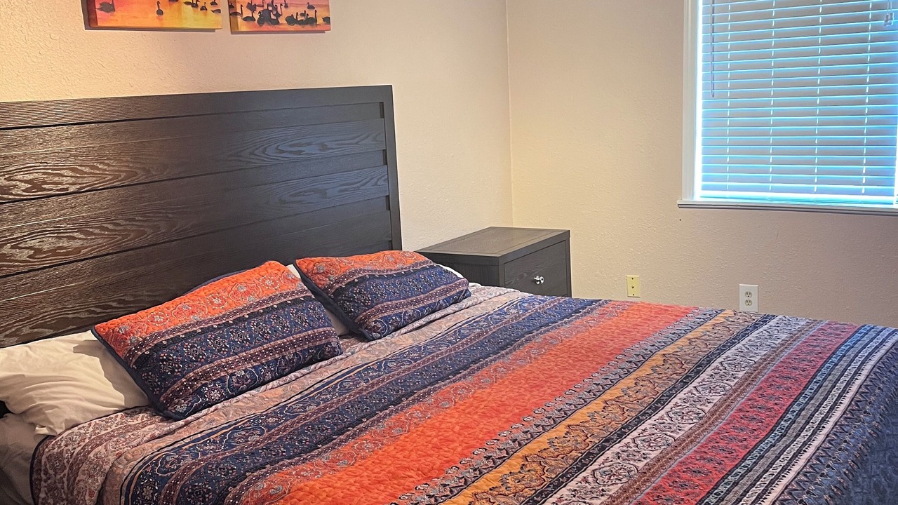 Photo of Bedroom in Shoreline Park