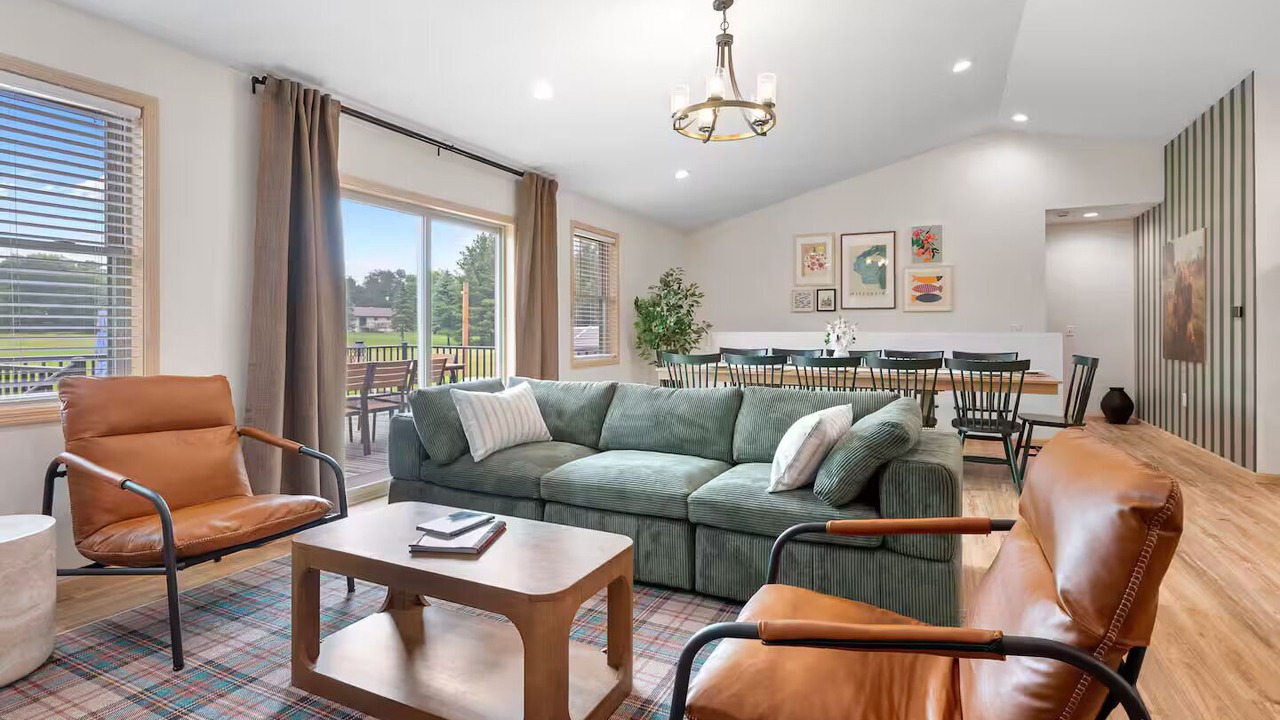 Photo of Livingroom in Wisconsin Dells
