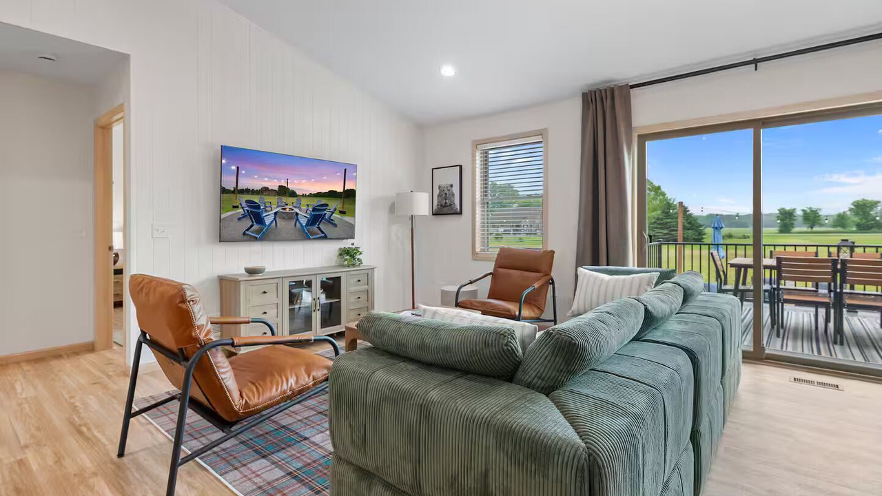 Photo of Livingroom in Wisconsin Dells