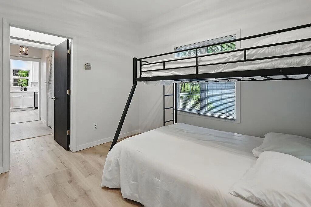 Photo of Bedroom in Amherst Junction