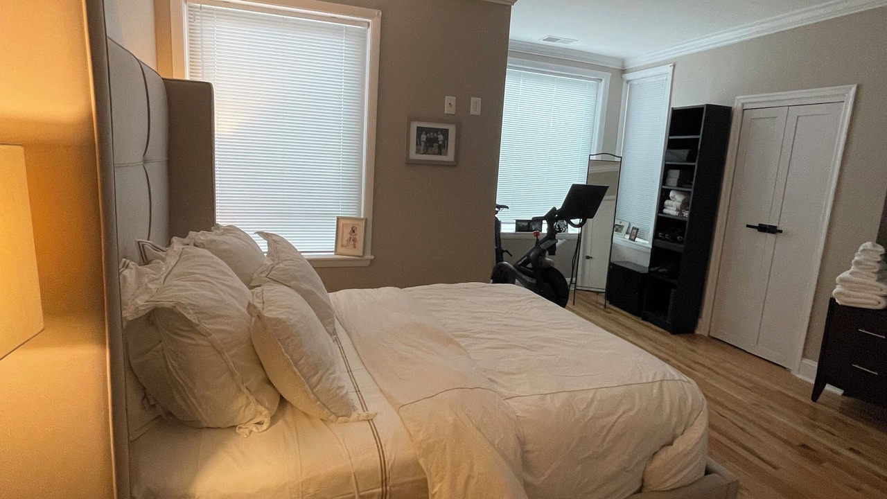 Photo of Bedroom in Truxton Circle