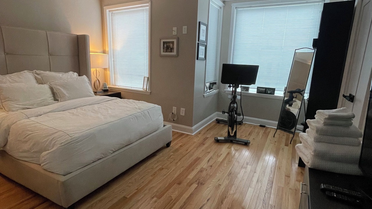Photo of Bedroom in Truxton Circle
