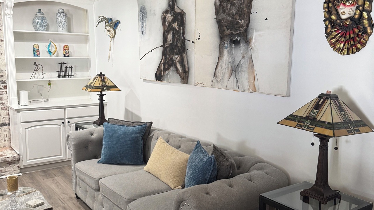Photo of Livingroom in Kenner - Louis Armstrong International Airport