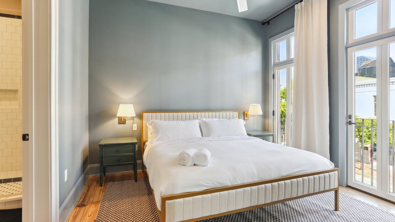 Photo of Bedroom in Arts/Warehouse District