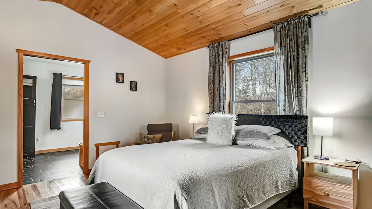 Photo of Bedroom in New Lisbon