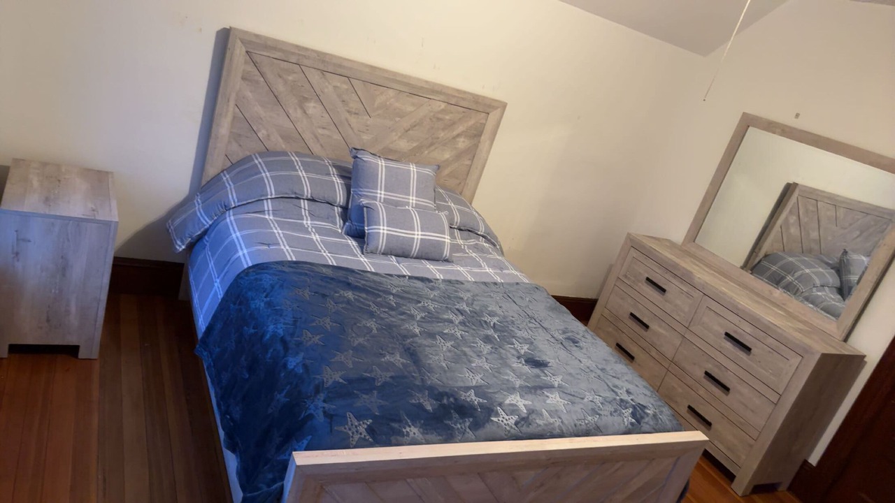 Photo of Bedroom in Everett
