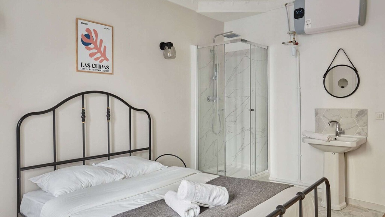 Photo of Bedroom in Saint-Lambert
