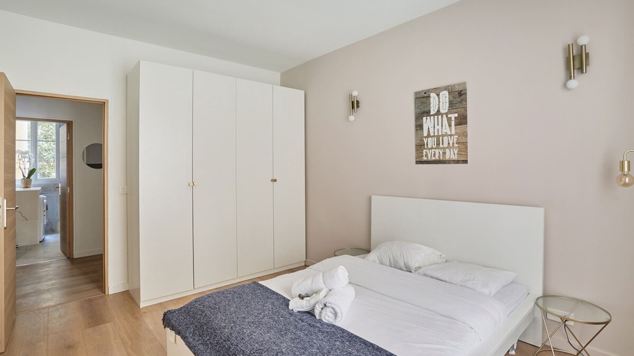 Photo of Bedroom in Saint-Lambert